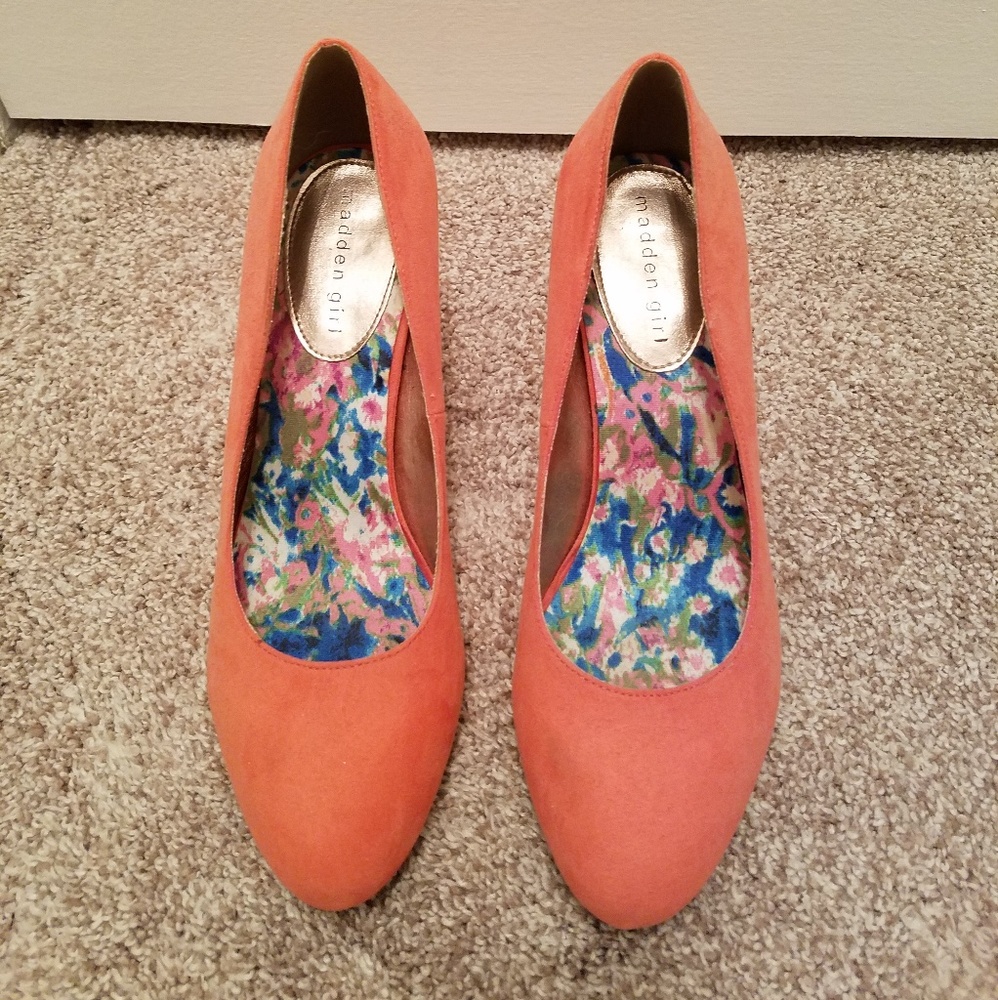 Pink high heels